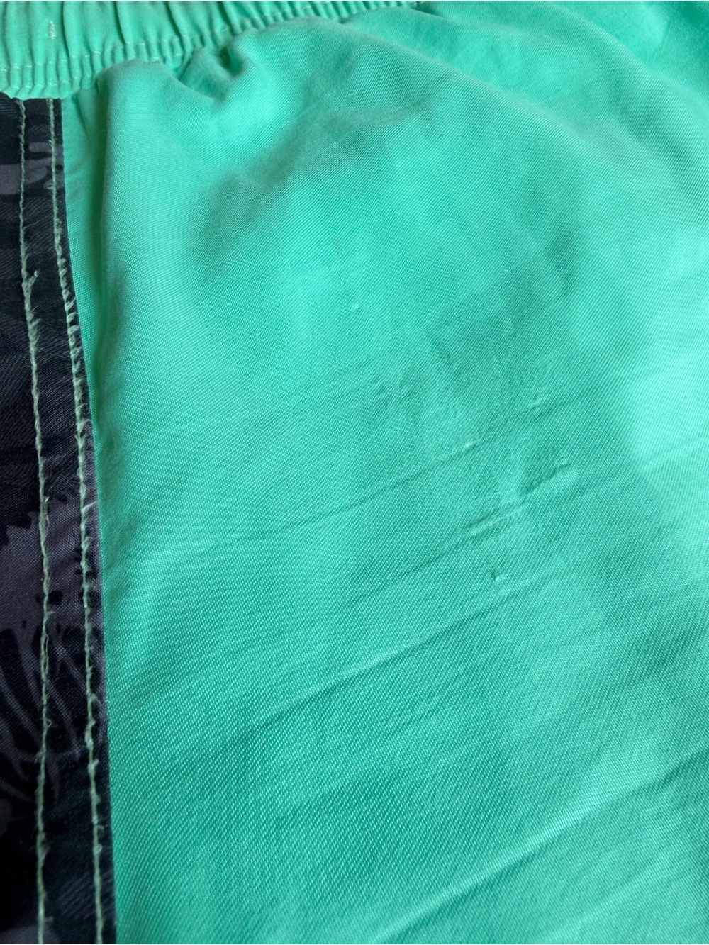Jurassic Park Kids' Two-Tone Aqua & Black Camo Swim Trunks w/ Invisible Dinosaur - Picture 6 of 6